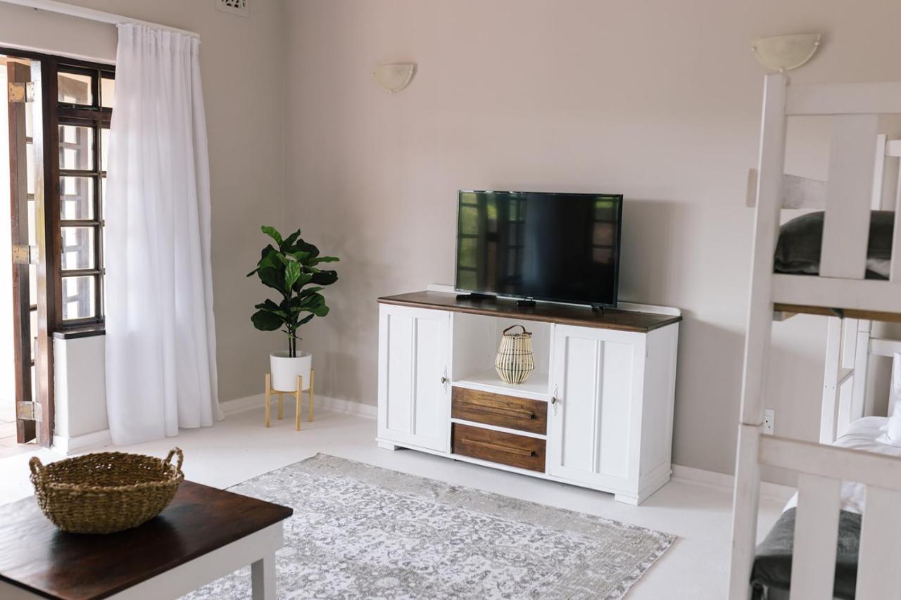 Nahoon Beach Villas Self Catering Apartments East London Exteriör bild