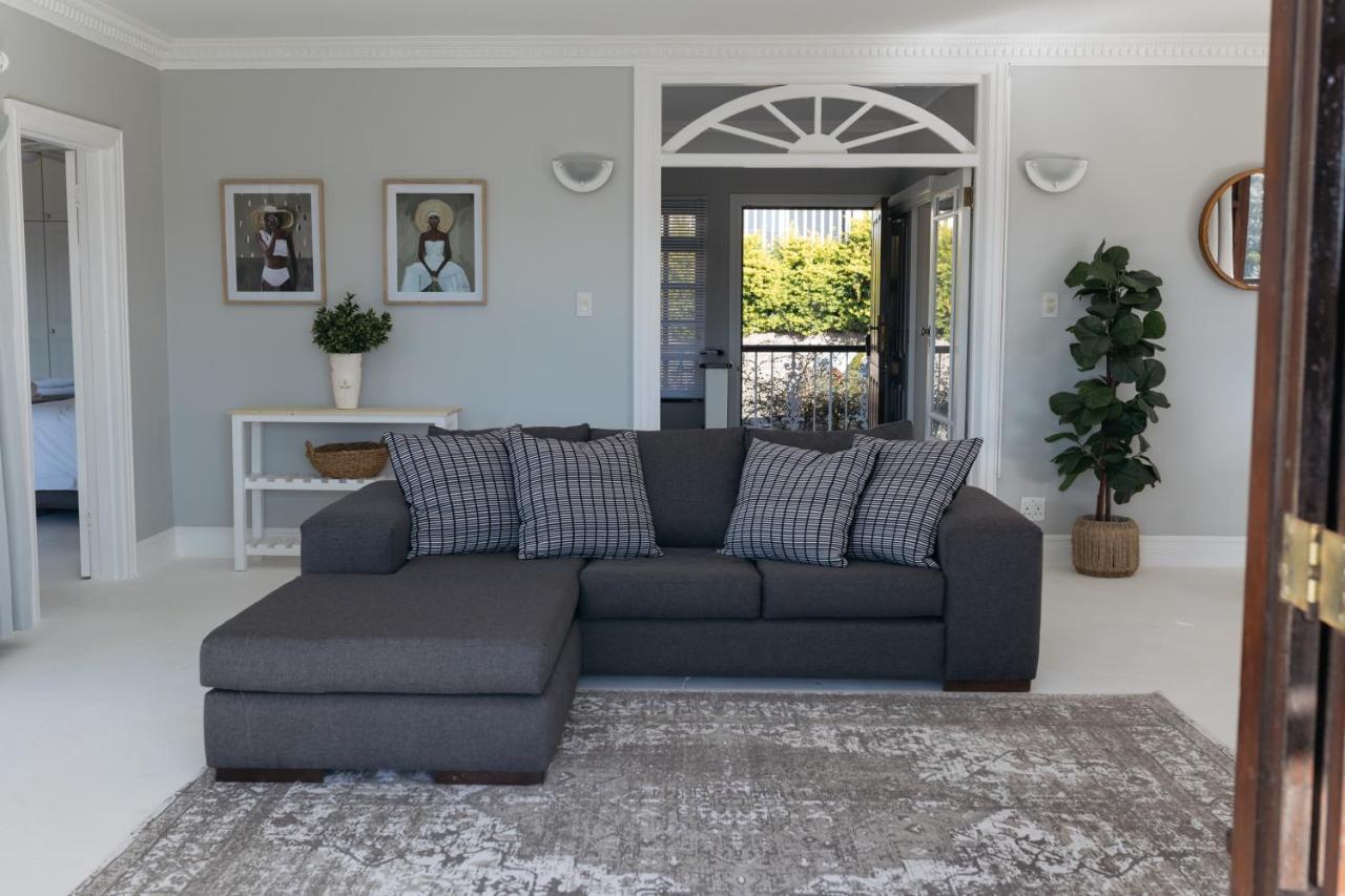 Nahoon Beach Villas Self Catering Apartments East London Exteriör bild