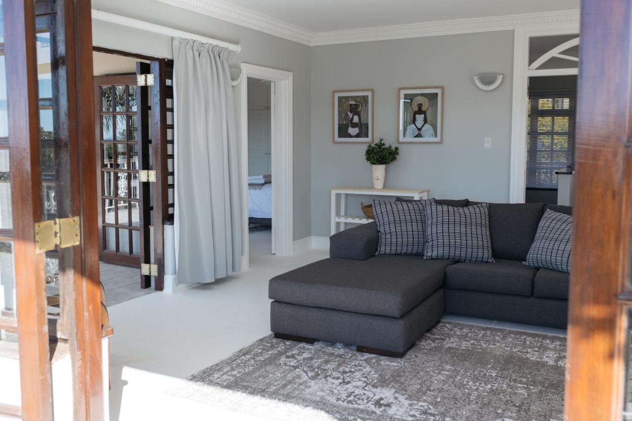 Nahoon Beach Villas Self Catering Apartments East London Exteriör bild