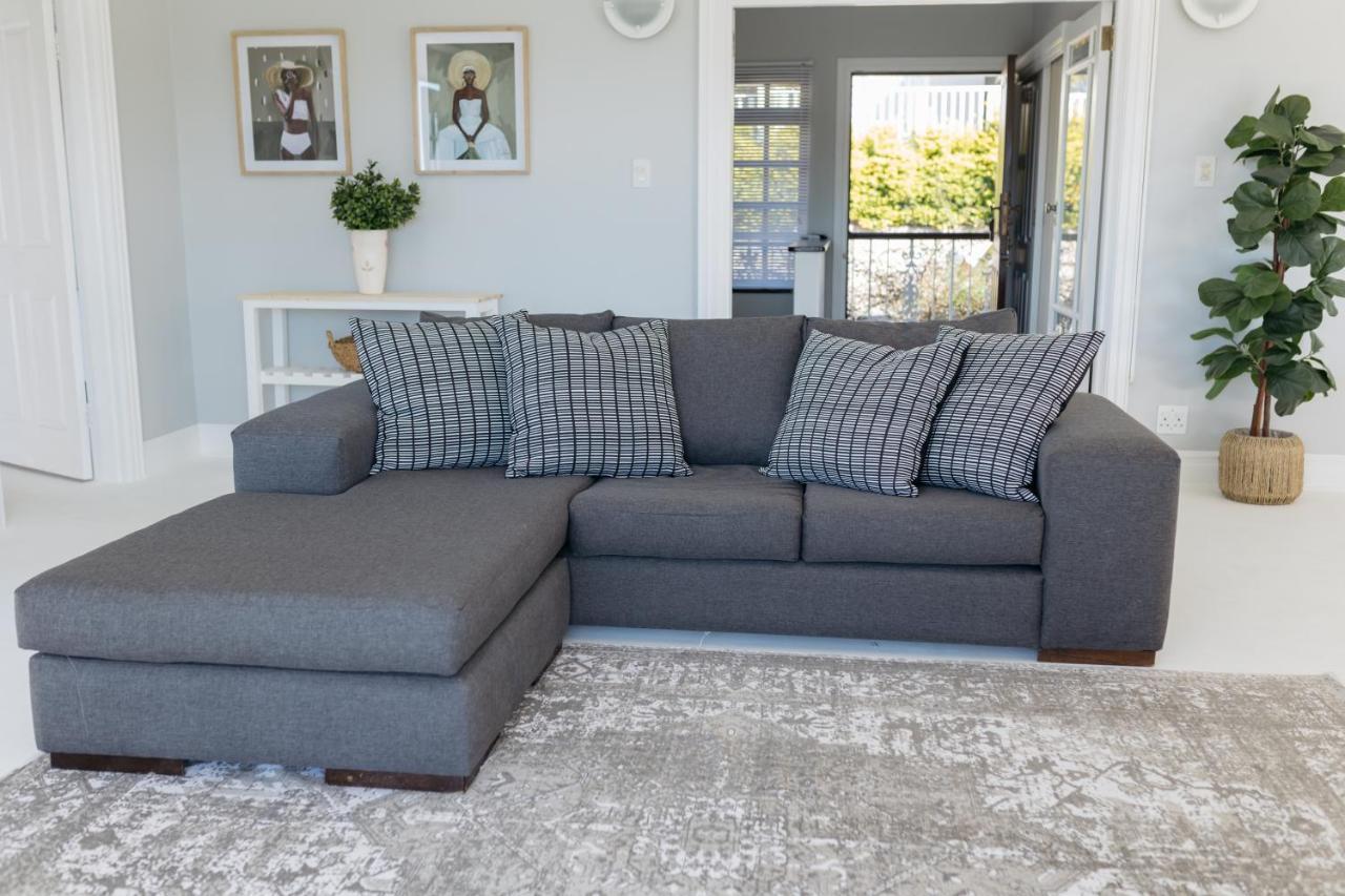 Nahoon Beach Villas Self Catering Apartments East London Exteriör bild