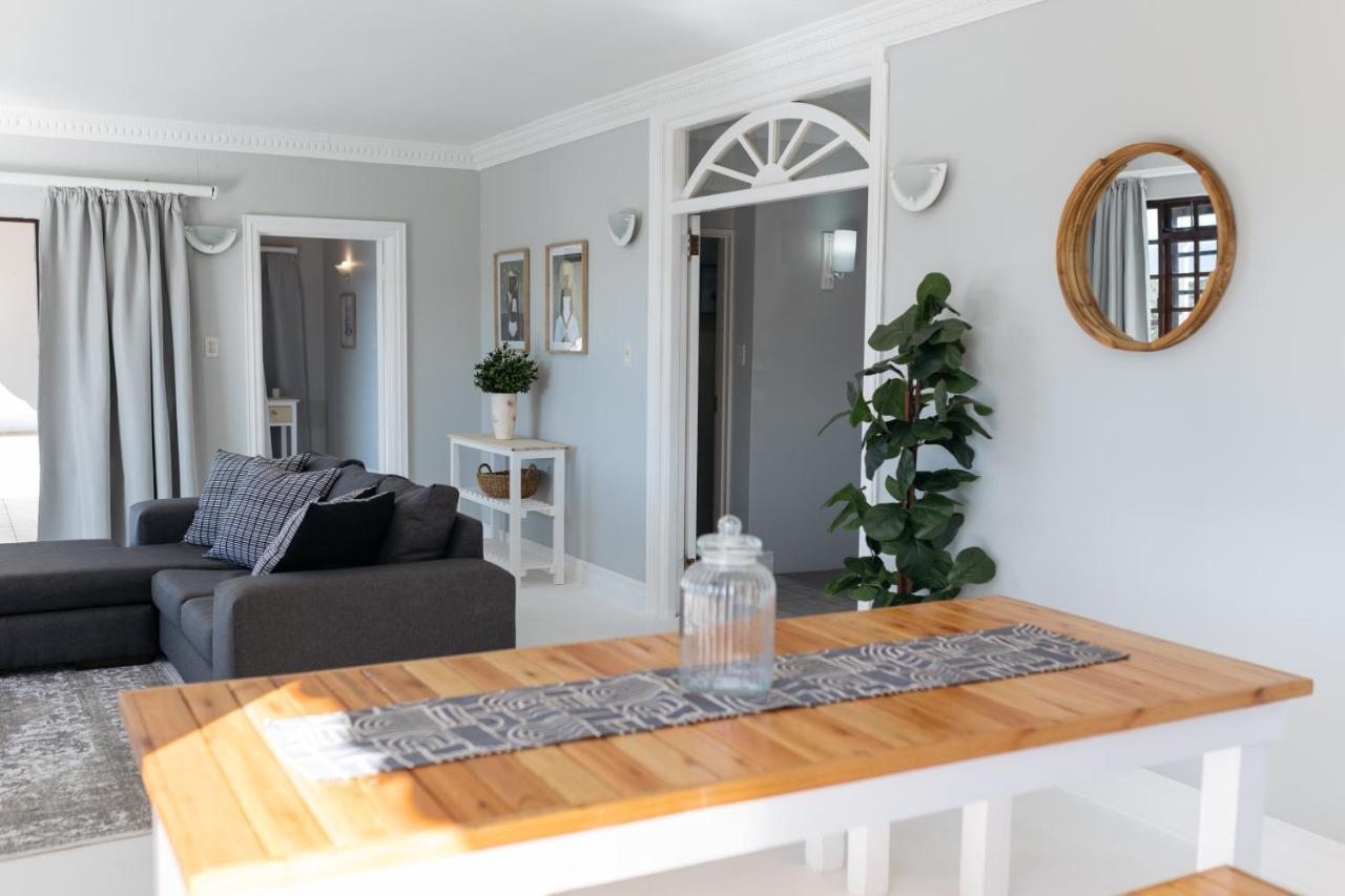 Nahoon Beach Villas Self Catering Apartments East London Exteriör bild