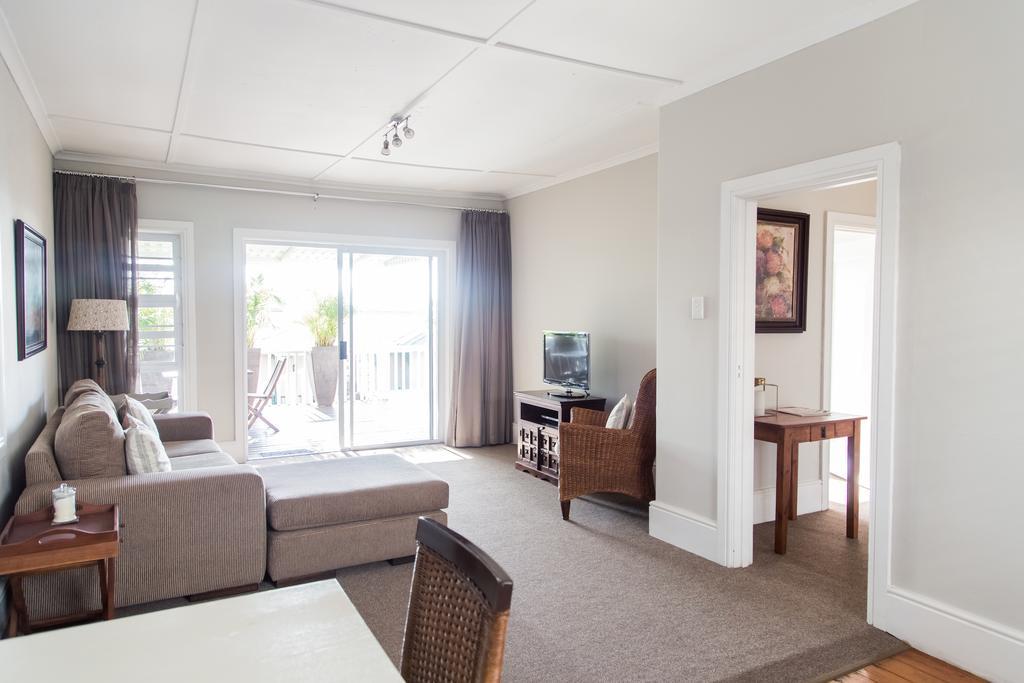 Nahoon Beach Villas Self Catering Apartments East London Exteriör bild