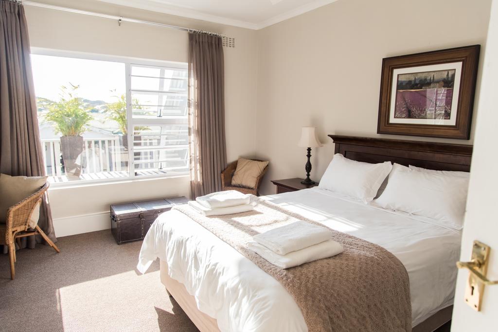 Nahoon Beach Villas Self Catering Apartments East London Exteriör bild
